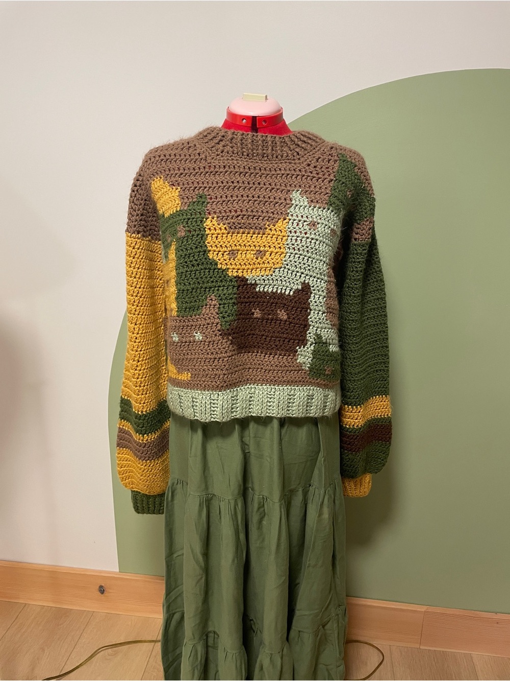 ONE OF A KIND CROCHET CAT SWEATER - Picture 2 of 8